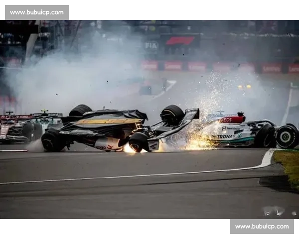 银石圈速差 30 秒：超级跑车与 F1 的鸿沟有多深？